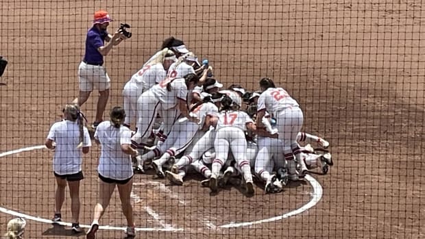 Clemson dogpile
