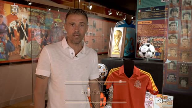 Luis Enrique announces Spain squad for the Nations League