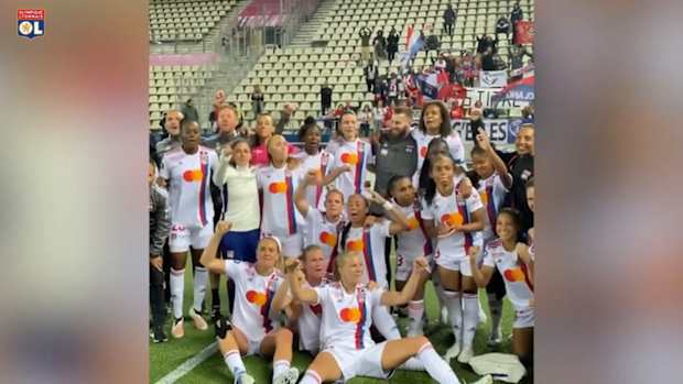 OL women celebrate French title