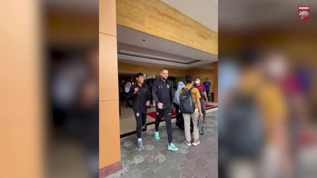 Behind the scenes: Borneo FC arrive for Rans Nusantara FC friendly