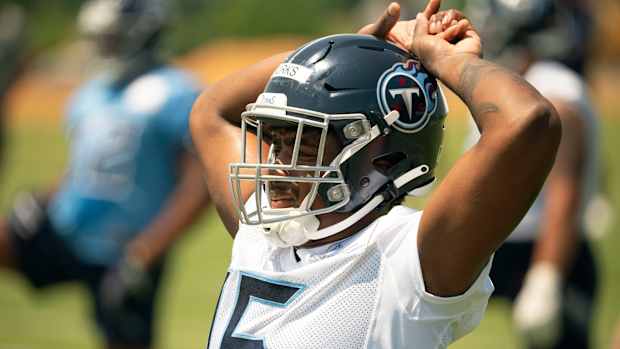 Titans wide receiver Treylon Burks (16) stretches during a Rookie Mini-Camp practice.
