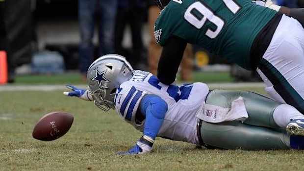 zeke fumble