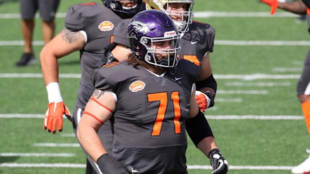 cgw21013055_seniorbowl