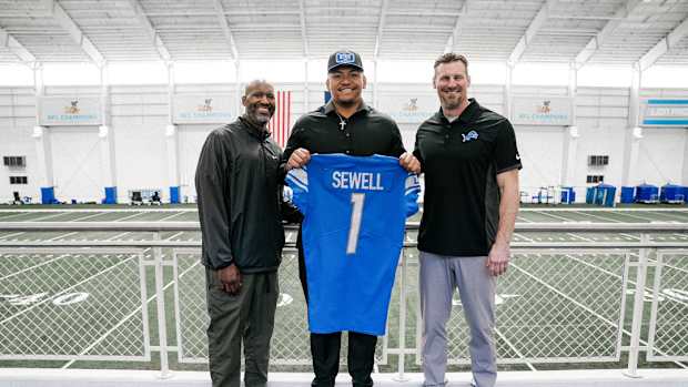sewell4