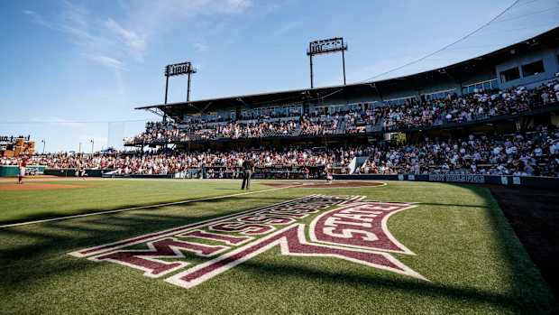 20210501_BB_vs_TexasAM_WideAngle_AP_6127