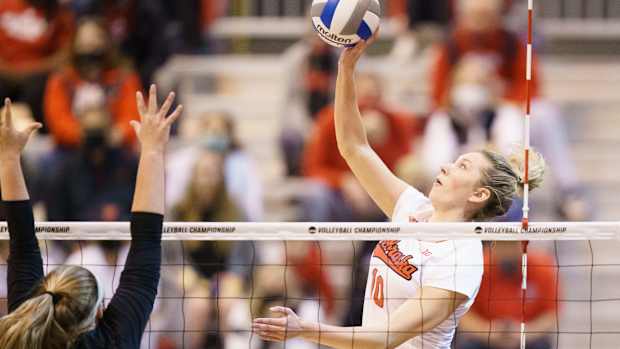 Madi Kubik, 2020-21 NCAA Women's Volleyball Tournament