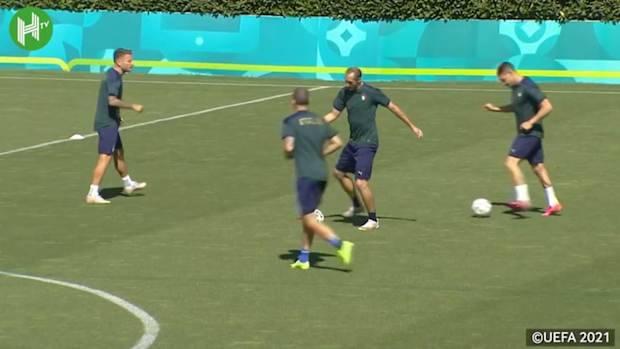 Italy's last training ahead of Austria clash