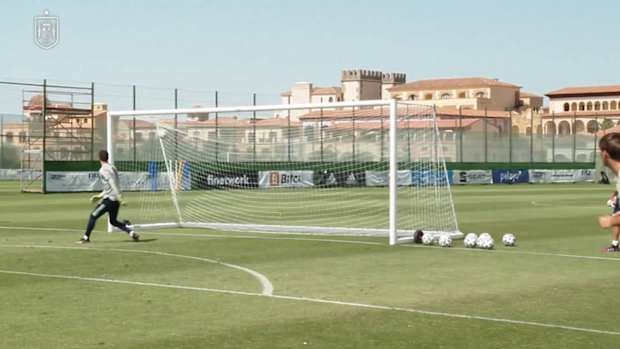 Dani Ceballos’s exhibition in training