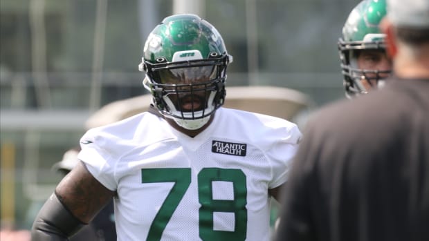Jets offensive lineman Morgan Moses