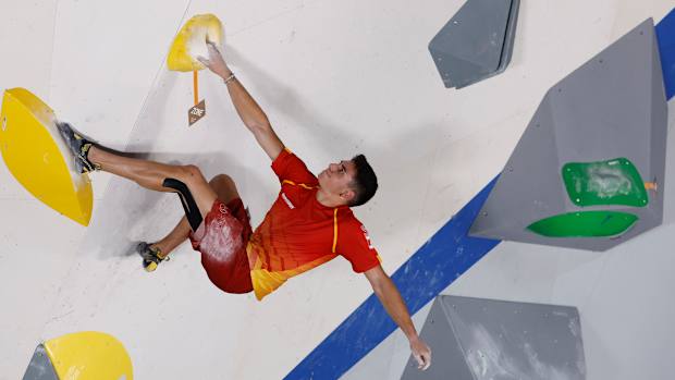 sport-climbing-mens-gold-lead