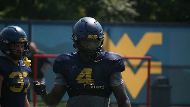 Running Back Leddie Brown (4)