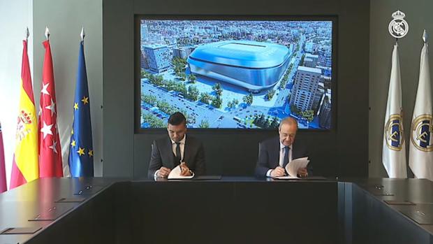 Casemiro signs contract renewal until 2025