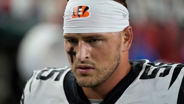 Cincinnati Bengals linebacker Logan Wilson (55) walks for the locker room after the second quarter of the NFL Week 4 game between the Cincinnati Bengals and the Miami Dolphins at PayCor Stadium in downtown on Thursday, Sept. 29, 2022. The Bengals 14-12 at halftime. Miami Dolphins At Cincinnati Bengals Week 4