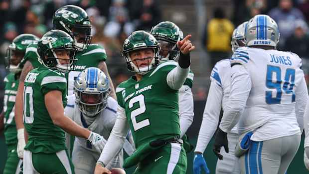 New York Jets QB Zach Wilson celebrates first down against Detroit Lions