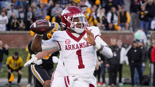 Nov 25, 2022; Columbia, Missouri, USA; Arkansas Razorbacks quarterback KJ Jefferson (1) throws a pass against the Missouri Tigers during the game at Faurot Field at Memorial Stadium.
