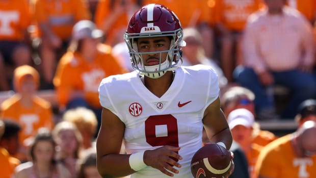 Alabama QB Bryce Young warms up before a game at Tennessee