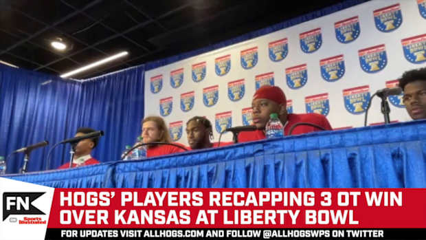 122822-Hogs Players-Liberty Bowl
