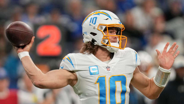 Los Angeles Chargers quarterback Justin Herbert (10) draws back to pass Monday, Dec. 26, 2022, during a game against the Indianapolis Colts at Lucas Oil Stadium in Indianapolis.