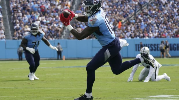 Tennessee Titans wide receiver Treylon Burks (16) catches a pass during the second quarter against the Las Vegas Raiders at Nissan Stadium.