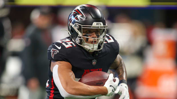 Atlanta Falcons running back Tyler Allgeier