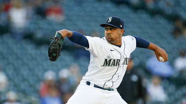 Seattle Mariners SP Justus Sheffield pitching