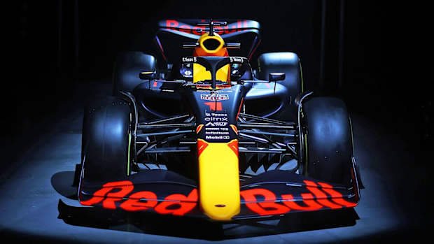 Todos los detalles del RB19 que presentó Red Bull para la temporada 2023