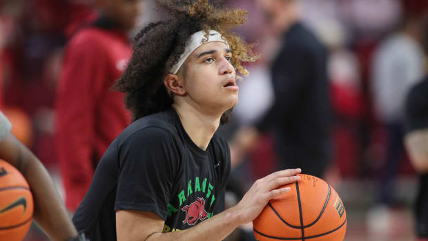 Arkansas Razorbacks point guard Anthony Black during a game with the Georgia Bulldogs.