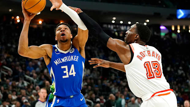 heat, bucks, nbaAP23036130444855