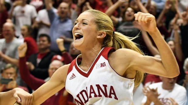 Tyra Buss and the Hoosiers win the 2018 Women's NIT.