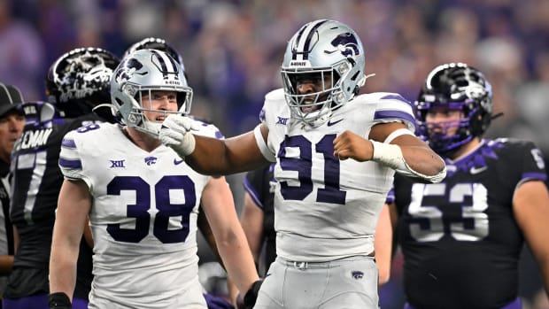 Dec 3, 2022; Arlington, TX, USA; Kansas State Wildcats defensive end Brendan Mott (38) and defensive end Felix Anudike-Uzomah (91) during the game between the TCU Horned Frogs and the Kansas State Wildcats at AT&T Stadium. Mandatory Credit: Jerome Miron-USA TODAY Sports