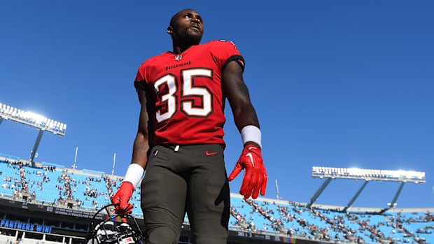 Tampa Bay Buccaneers cornerback Jamel Dean.