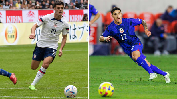 Gio Reyna and Alex Zendejas playing for the U.S.