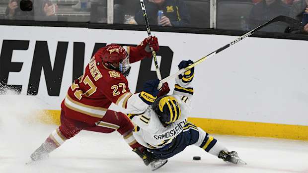 Denver Pioneers, Michigan Wolverines, Mackie Samoskevich, 2022 Frozen Four