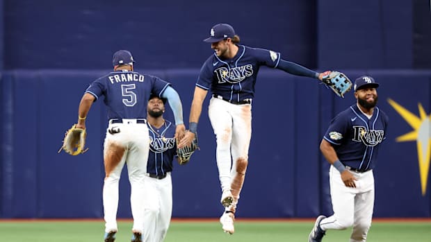 Tampa Bay Rays festeja su triunfo 13 en la temporada