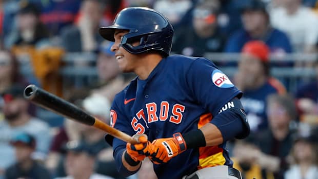 Houston Astros infielder Mauricio Dubon