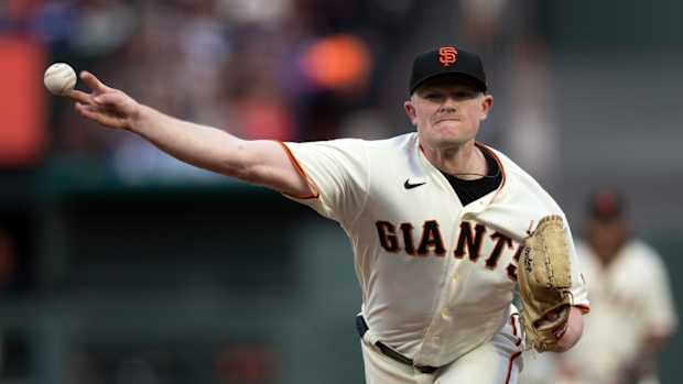 SF Giants pitcher Logan Webb throws a pitch. (2023)