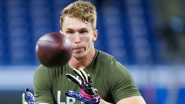 Razorbacks linebacker Drew Sanders at NFL Combine in March.