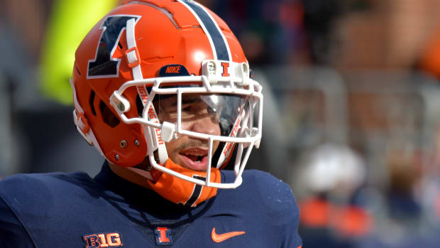 Nov 5, 2022; Champaign, Illinois, USA; Illinois Fighting Illini running back Chase Brown (2) during the first half against the Michigan State Spartans at Memorial Stadium. Mandatory Credit: Ron Johnson-USA TODAY Sports