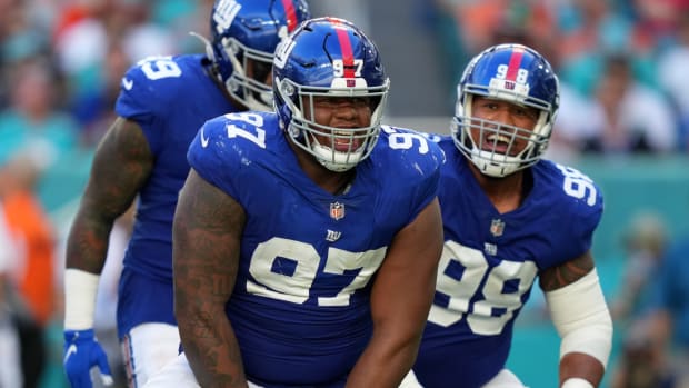 Giants defensive tackle Dexter Lawrence received a four-year extension worth $90 million.