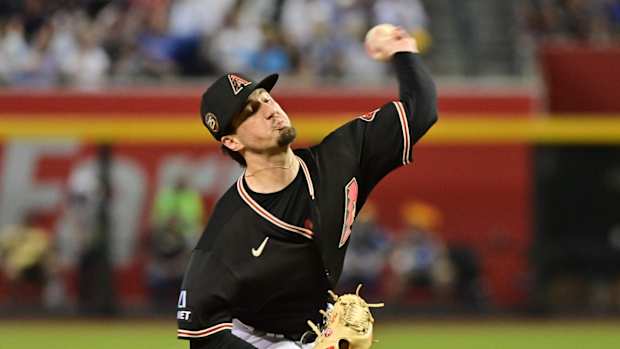 Kyle Nelson pitching in Chase Field April 12, 2023