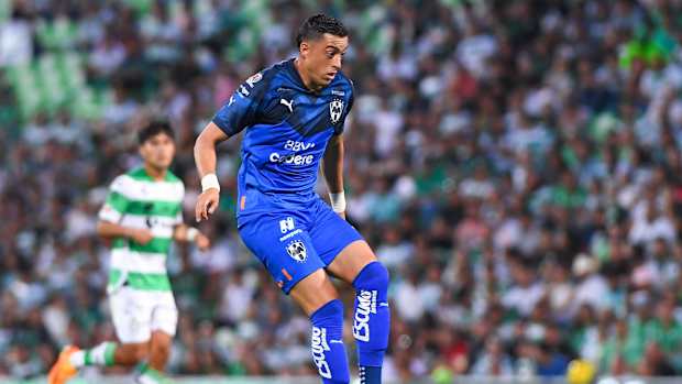 Rogelio Funes Mori en la serie frente a Santos