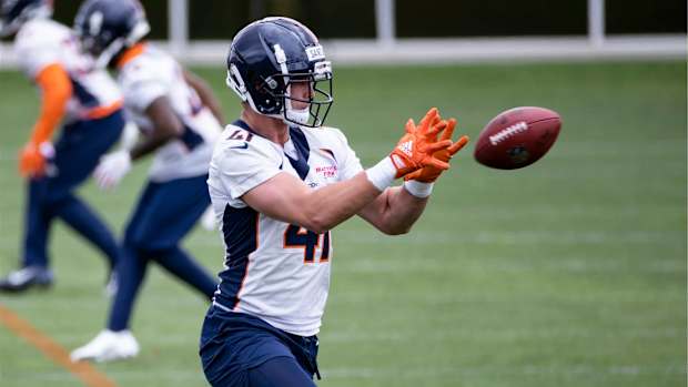 Denver Broncos rookie linebacker Drew Sanders