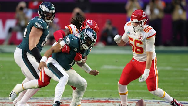 Eagles - Jalen Hurts Fumble