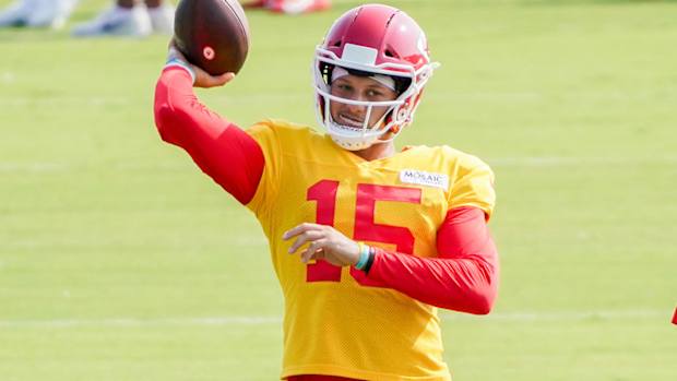 Patrick Mahomes has won two Super Bowls without having multiple 1,000-yard receivers.