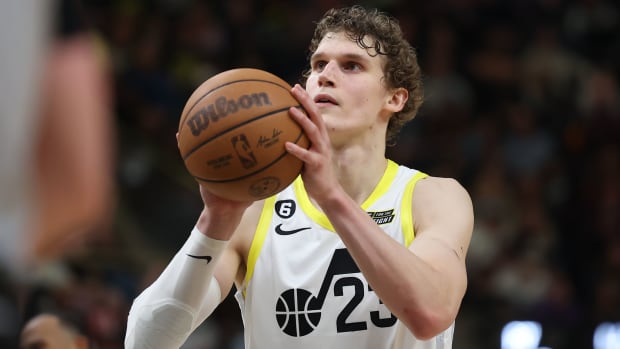Utah Jazz forward Lauri Markkanen (23) shoots a free throw