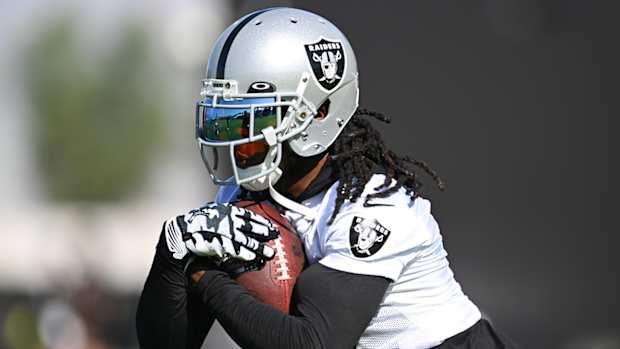 Las Vegas Raiders wide receiver Davante Adams