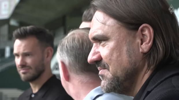 Behind the scenes: Daniel Farke arrives at Gladbach