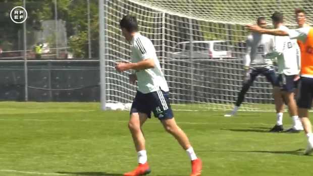 The Spanish national team train in Geneva