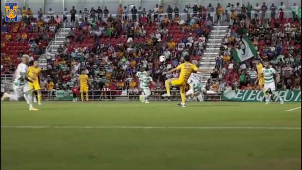 Vigón's classy volley vs Santos Laguna