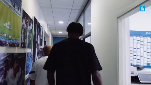 Behind the scenes of Isaak Touré first moments at Marseille